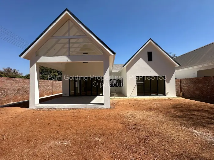 Townhouse/Complex/Cluster to Rent in Vainona, Harare