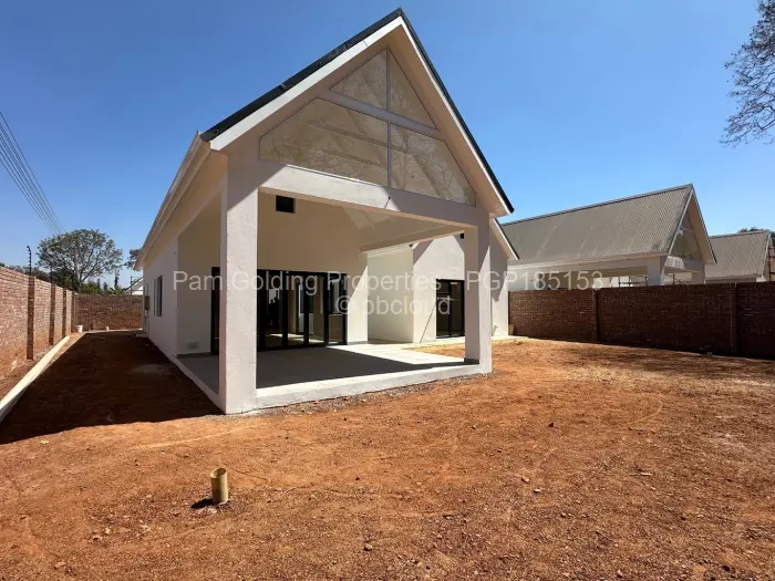 Townhouse/Complex/Cluster to Rent in Vainona, Harare