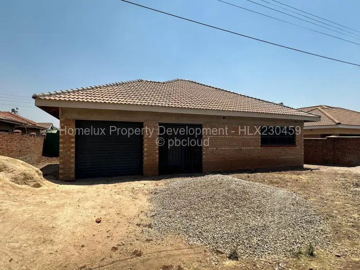 4 Bedroom House for Sale in Madokero Estates, Harare