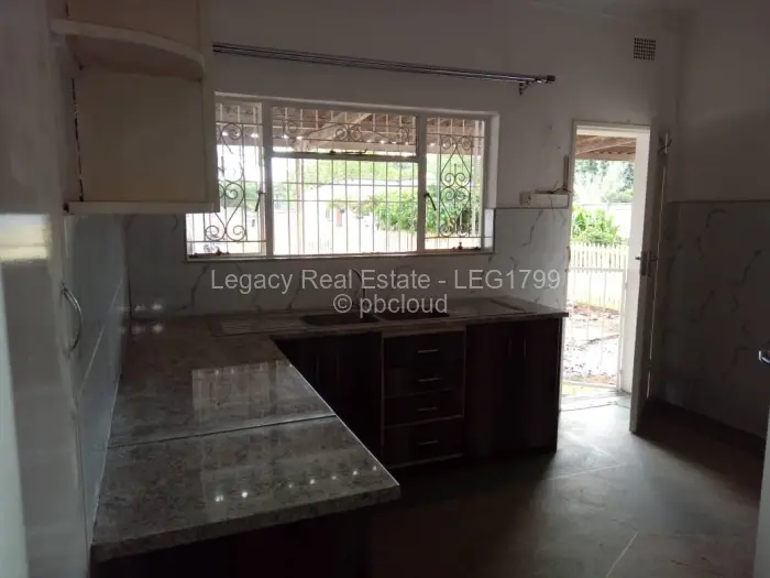 2 Bedroom House to Rent in Greendale