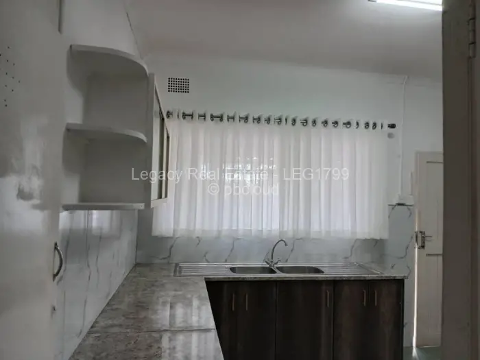 2 Bedroom House to Rent in Greendale