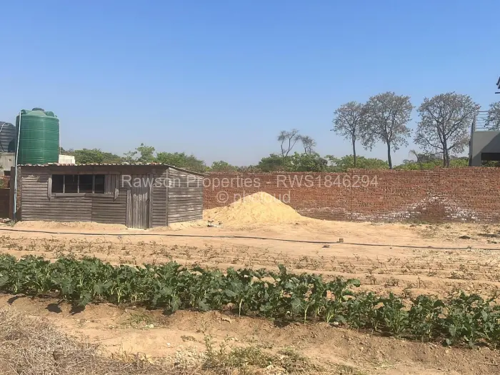 Stand for Sale in Arlington, Harare