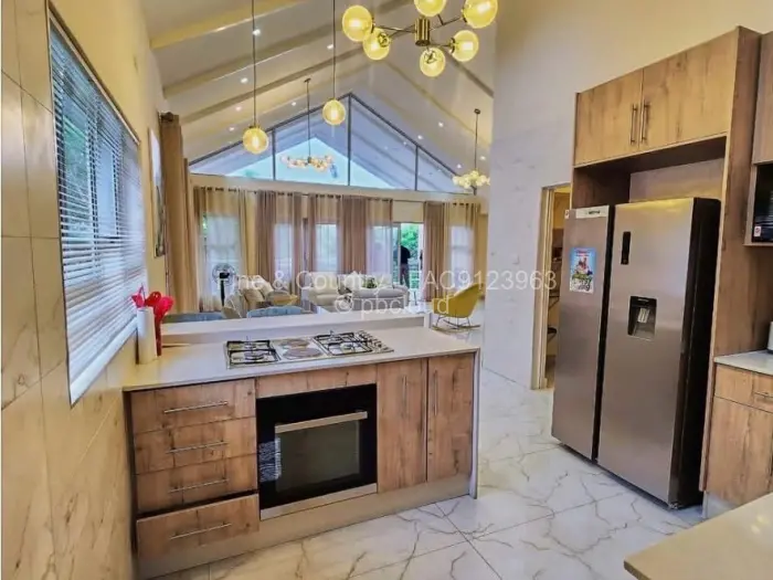 Townhouse/Cluster for Sale in Helensvale, Harare