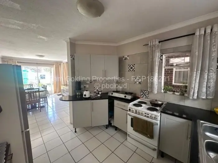 3 Bedroom Cottage/Garden Flat to Rent in Avondale
