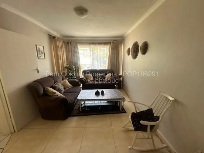 3 Bedroom Cottage/Garden Flat to Rent in Avondale