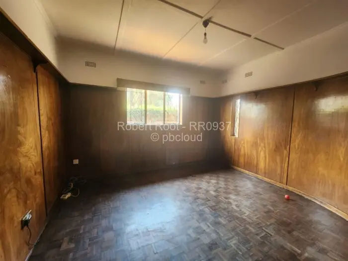 4 Bedroom House to Rent in Hillside