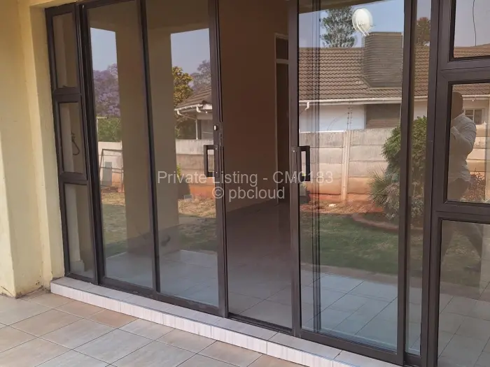 Townhouse/Complex/Cluster to Rent in Kamfinsa, Harare