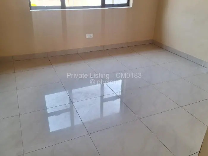 Townhouse/Complex/Cluster to Rent in Kamfinsa, Harare