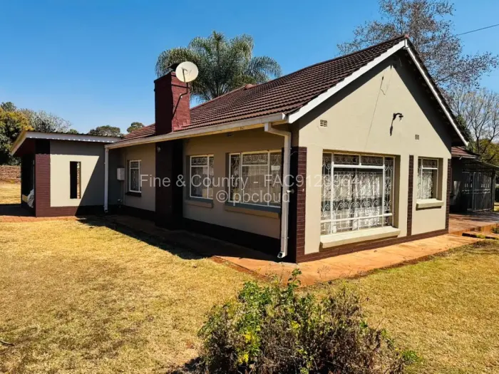 3 Bedroom House to Rent in Mount Pleasant