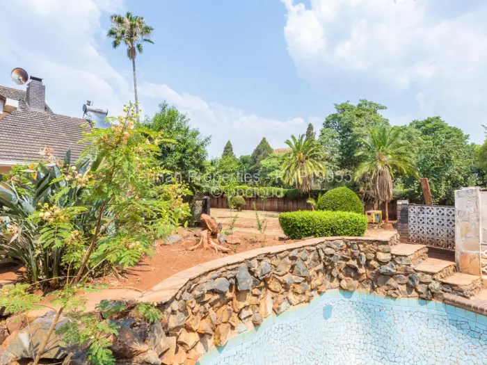 5 Bedroom House for Sale in Greendale North, Harare