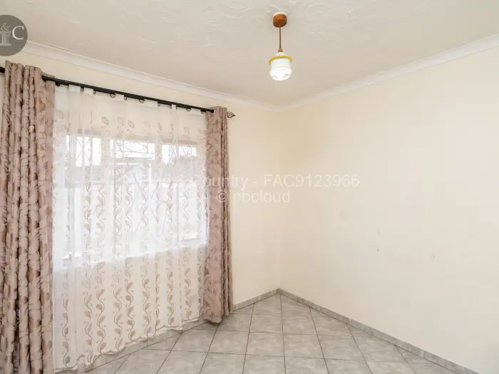 3 Bedroom House for Sale in Avonlea, Harare