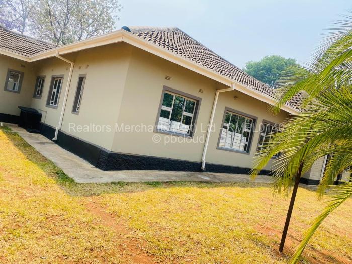 5 Bedroom House to Rent in Greendale North, Harare