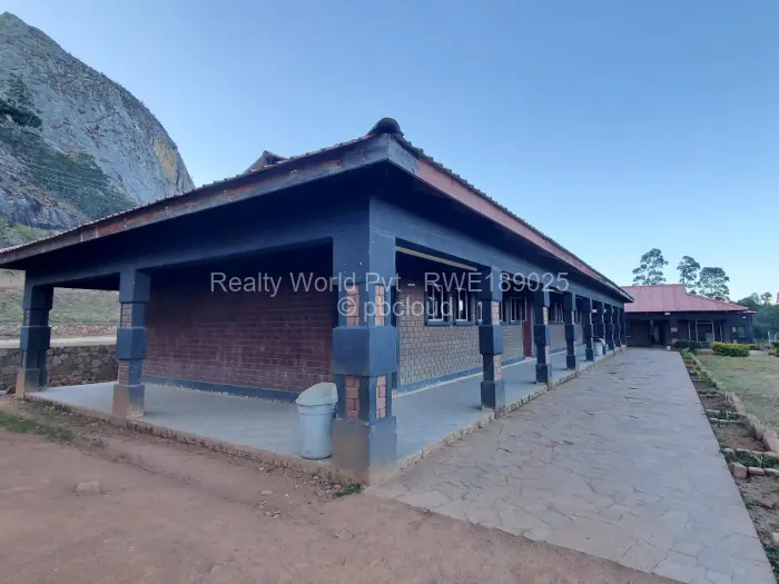 Warehouse/Industrial for Sale in Nyanga, Nyanga