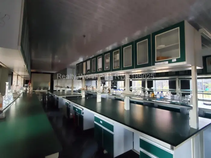 Warehouse/Industrial for Sale in Nyanga, Nyanga