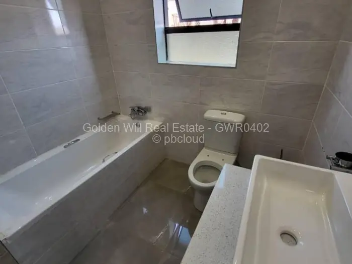 Townhouse/Complex/Cluster to Rent in Fairview