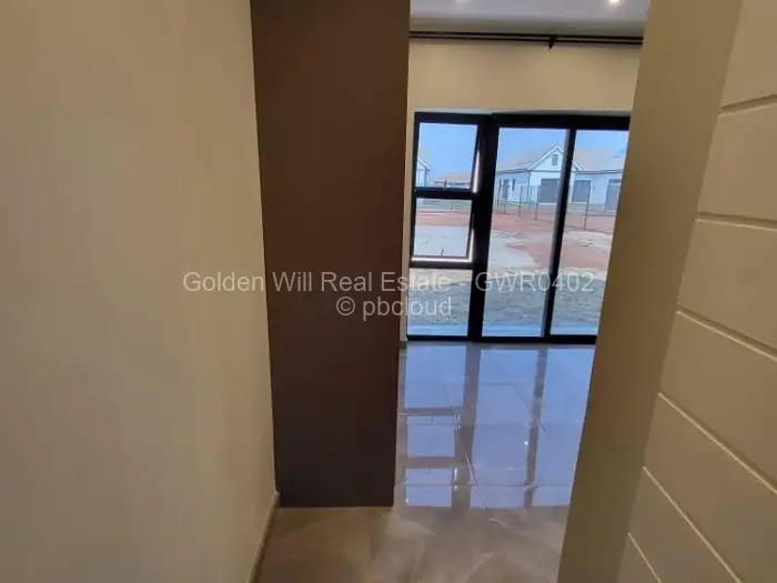 Townhouse/Complex/Cluster to Rent in Fairview