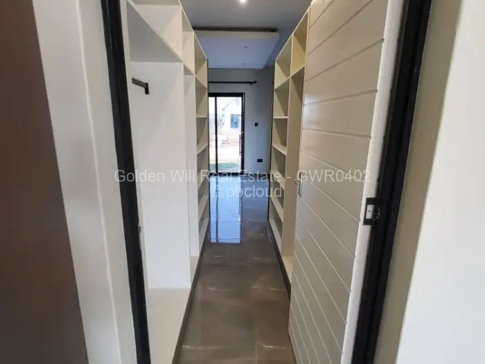 Townhouse/Complex/Cluster to Rent in Fairview