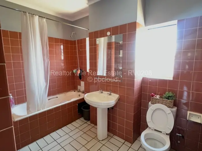 Flat/Apartment to Rent in Marlborough, Harare