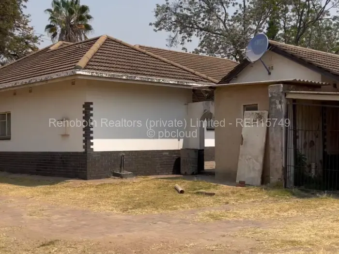 3 Bedroom House for Sale in Waterfalls, Harare