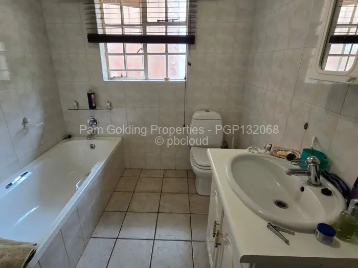 Townhouse/Cluster for Sale in Hillside Byo, Bulawayo