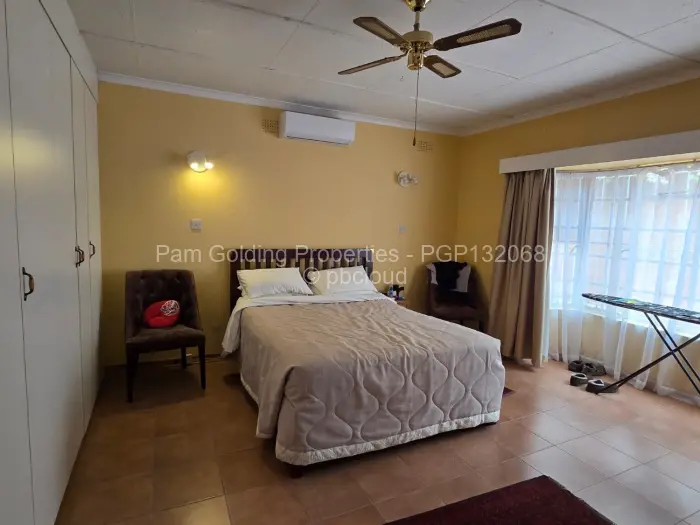 Townhouse/Cluster for Sale in Hillside Byo, Bulawayo