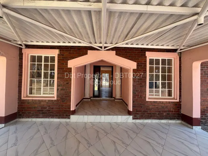 Commercial Property to Rent in Newlands