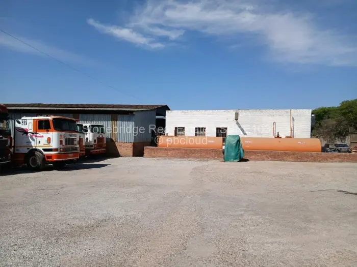 Commercial Property for Sale in Donnington, Bulawayo