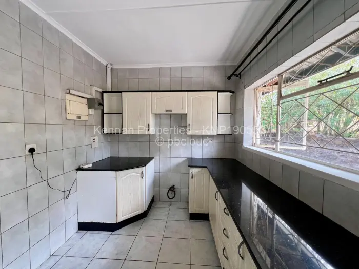 4 Bedroom House to Rent in Glen Lorne