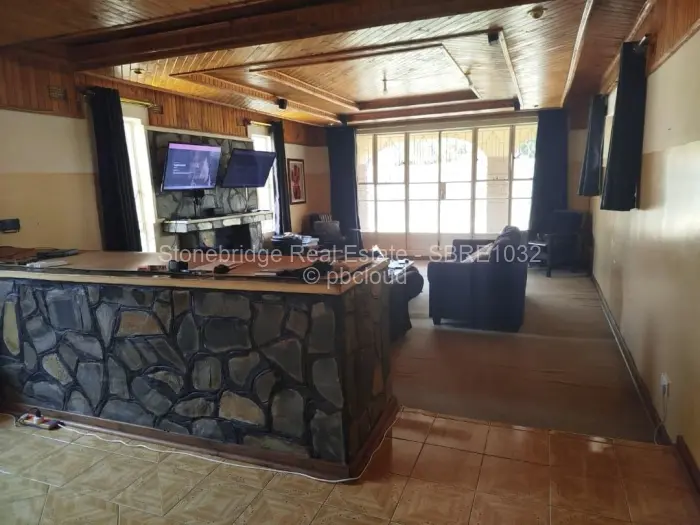 4 Bedroom House for Sale in Selbourne Park, Bulawayo