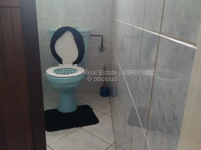 4 Bedroom House for Sale in Selbourne Park, Bulawayo