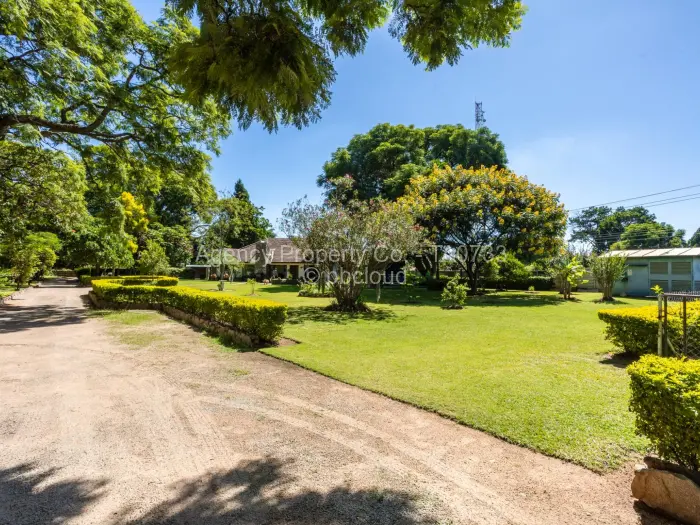 13 Bedroom House for Sale in Prospect, Harare