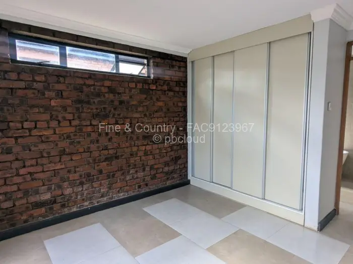 Townhouse/Complex/Cluster for Sale in Greendale, Harare