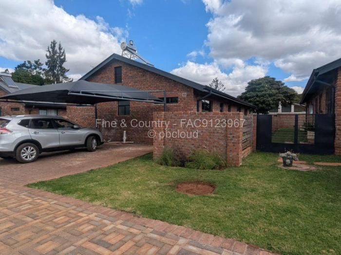 Townhouse/Cluster for Sale in Greendale, Harare