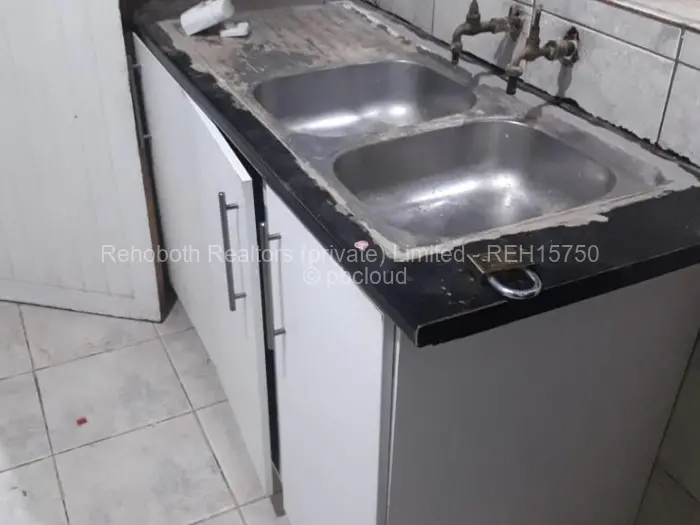 2 Bedroom Cottage/Garden Flat to Rent in Marlborough