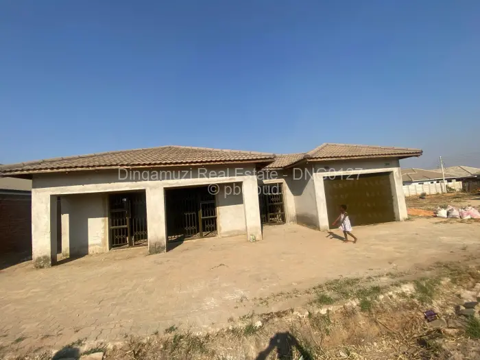 4 Bedroom House for Sale in Ruwa, Ruwa