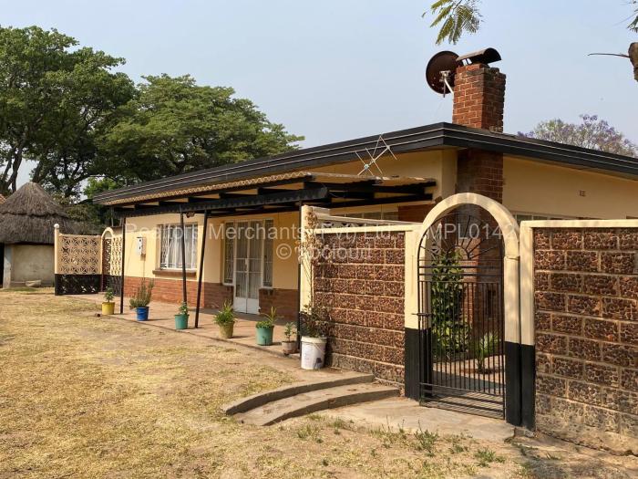 4 Bedroom House for Sale in Waterfalls, Harare