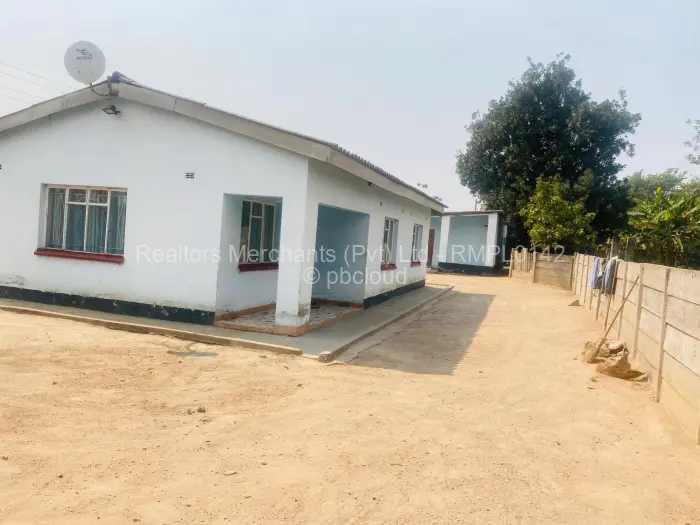 4 Bedroom House for Sale in Waterfalls, Harare