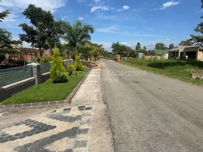 Stand for Sale in Arlington, Harare
