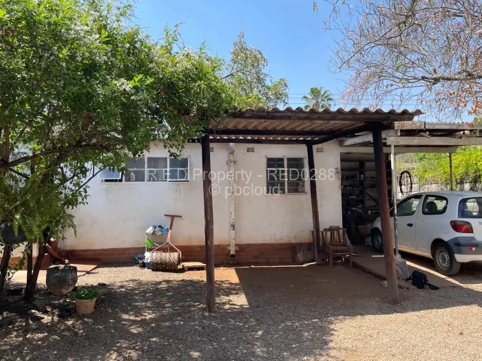 3 Bedroom House for Sale in Ilanda, Bulawayo