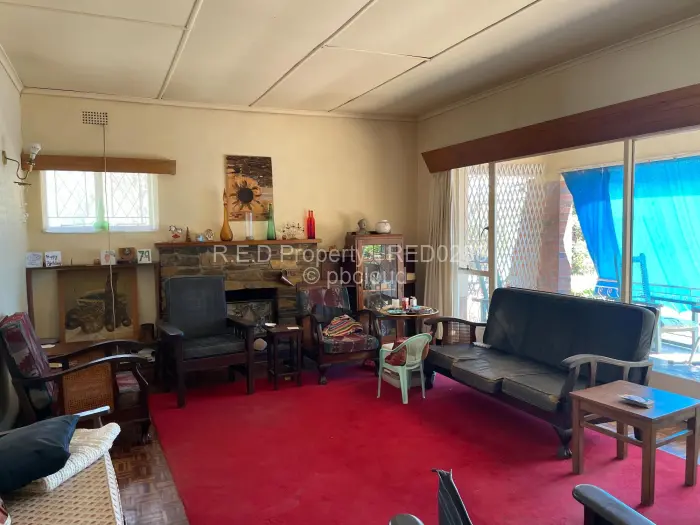 3 Bedroom House for Sale in Ilanda, Bulawayo