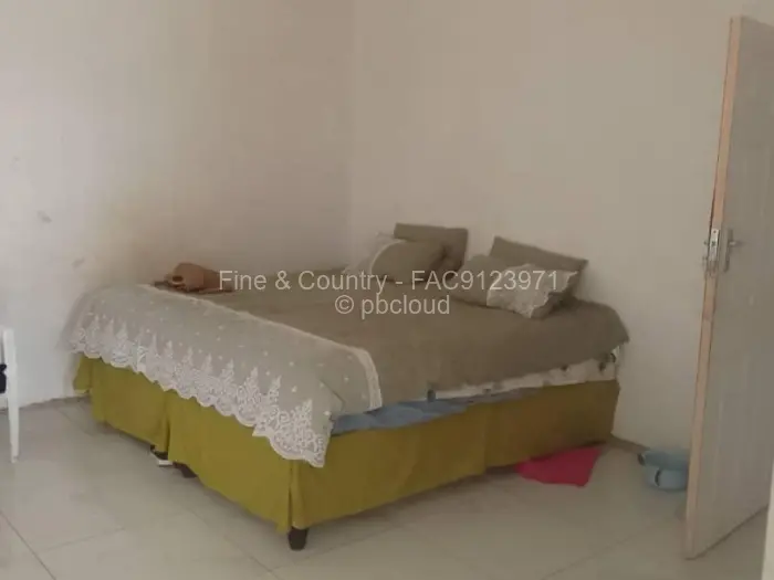 5 Bedroom House for Sale in Haydon Park, Mazowe