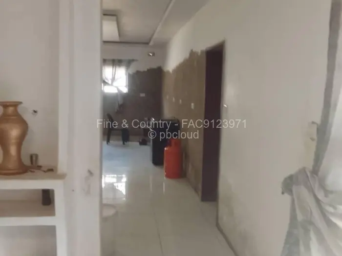 5 Bedroom House for Sale in Haydon Park, Mazowe