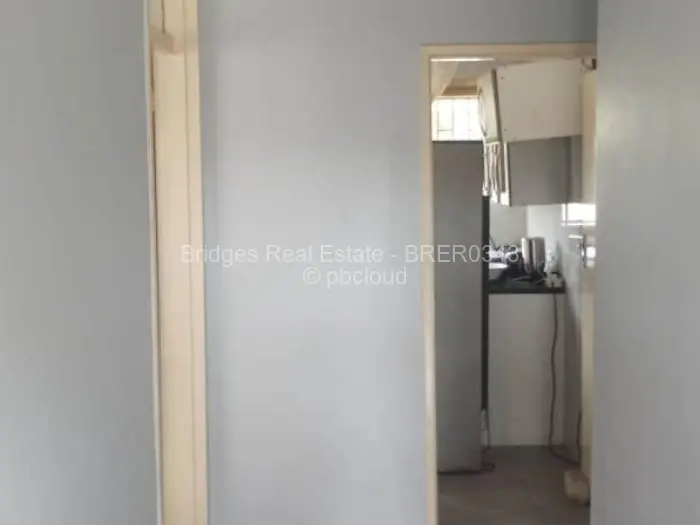 3 Bedroom House to Rent in Meyrick Park