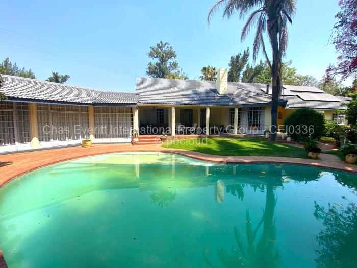 4 Bedroom House for Sale in Kumalo, Bulawayo
