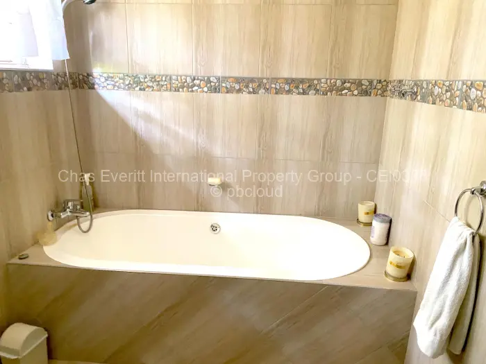 4 Bedroom House for Sale in Kumalo, Bulawayo