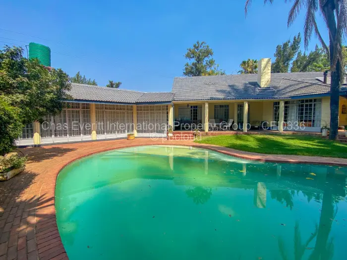 4 Bedroom House for Sale in Kumalo, Bulawayo