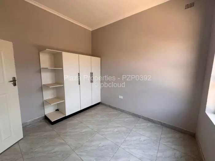 Townhouse/Cluster for Sale in Mornington, Kadoma