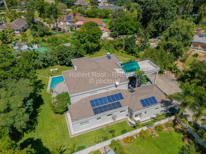 7 Bedroom House for Sale in Chisipite, Harare