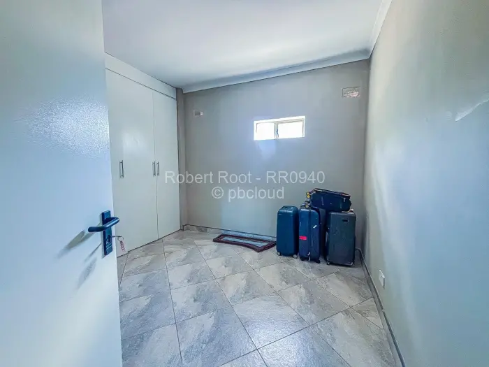 7 Bedroom House for Sale in Chisipite, Harare