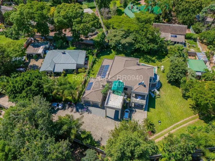 7 Bedroom House for Sale in Chisipite, Harare